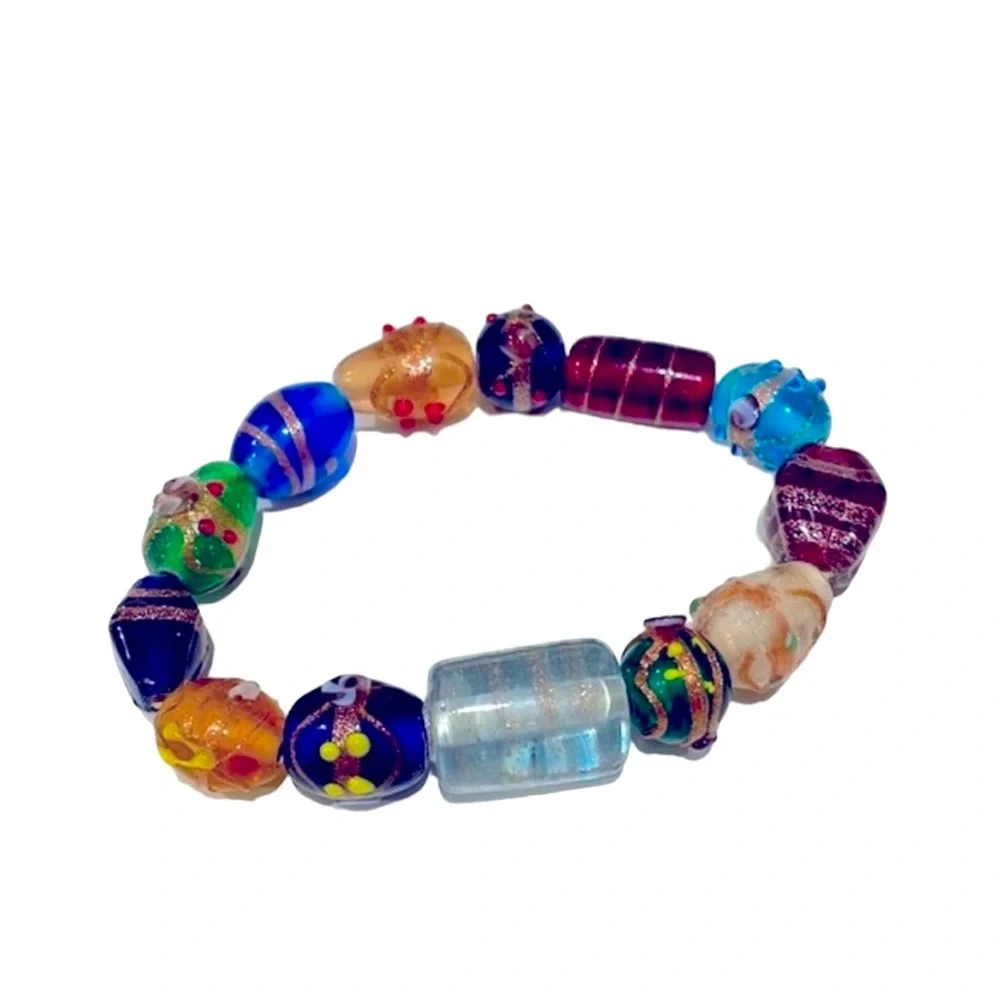 Glass beaded elastic bracelet. Vintage.